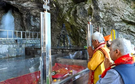 Holy Ritual Marks Countdown to Amarnath Yatra: LG Manoj Sinha Performs 'Pratham Puja'