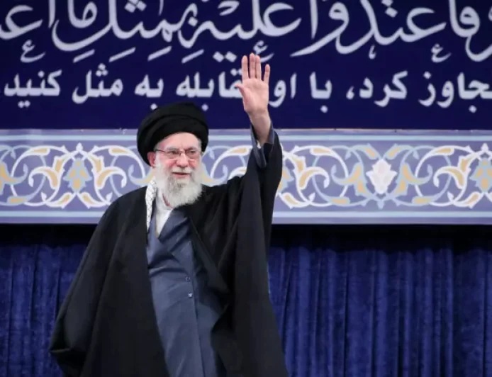Iran Announces 10-Day Free Visa for Pakistanis Attending Ayatollah Khamenei's Funeral