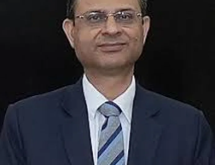 RBI Keeps Repo Rate Unchanged, Projects 6.9% GDP Growth for India