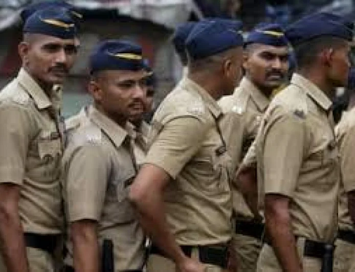 Mumbai Police Arrest Man for Allegedly Distributing Poison Capsules During Muharram Procession