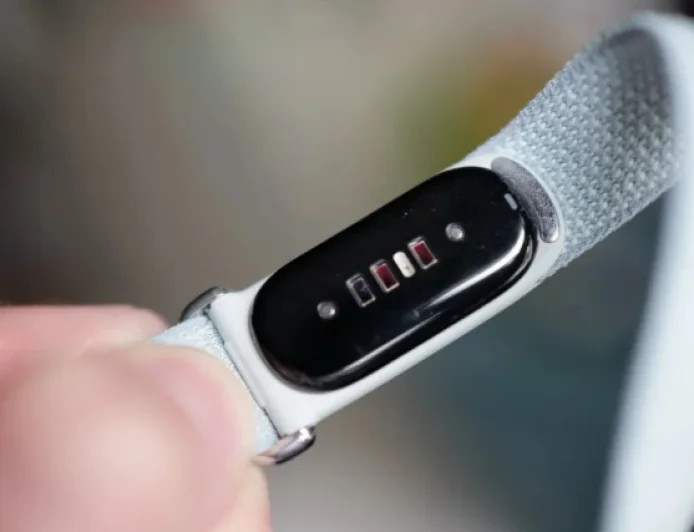 Google Rolls Out First Fitbit Air Firmware Update With Bug Fixes and Improvements