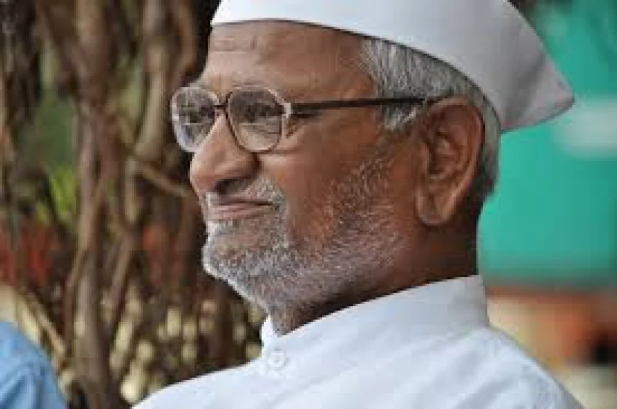Anna Hazare threatens an indefinite fast from July 5 if RTI amendments are not rolled back.