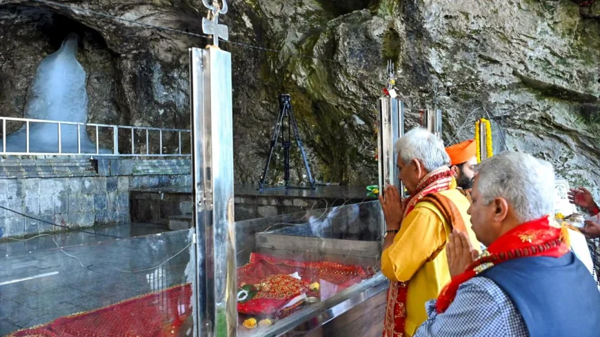 Holy Ritual Marks Countdown to Amarnath Yatra: LG Manoj Sinha Performs 'Pratham Puja'