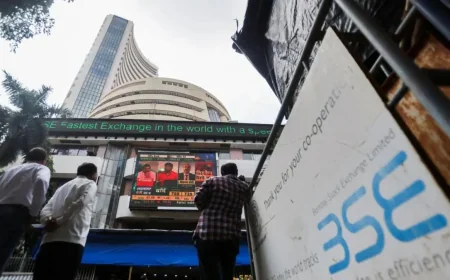 IT Rout Weighs Heavy on Markets: Sensex, Nifty Close Sharply Lower