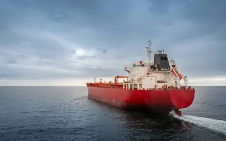 Red Sea Shipping Slows Following Houthi Attacks on Saudi Arabia