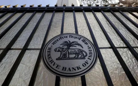 RBI to Pilot ₹10 and ₹20 Plastic Notes; Centre Says Paper Currency Isn’t Going Away