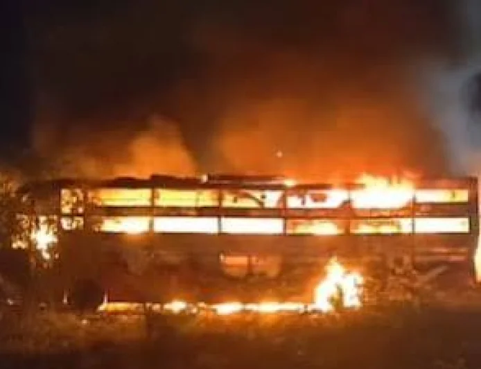 7 Killed, 22 Injured After Bus Catches Fire in Delhi-Mumbai Expressway Crash