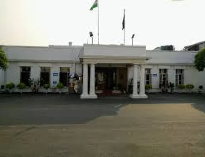 Centre Issues Eviction Notice to Delhi Gymkhana Club After Lease Ends