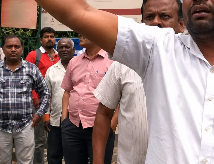 Parents Allege Rahul Gandhi's Bengaluru Event Led to Traffic Chaos, Impacting NEET Re-Test Aspirants
