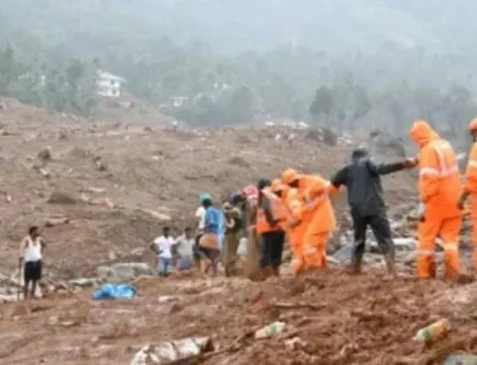 Landslides in Wayanad Trigger Massive Collapse; Four Dead, Seven Missing After Torrential Rains Deadly landslip caused by heavy rain