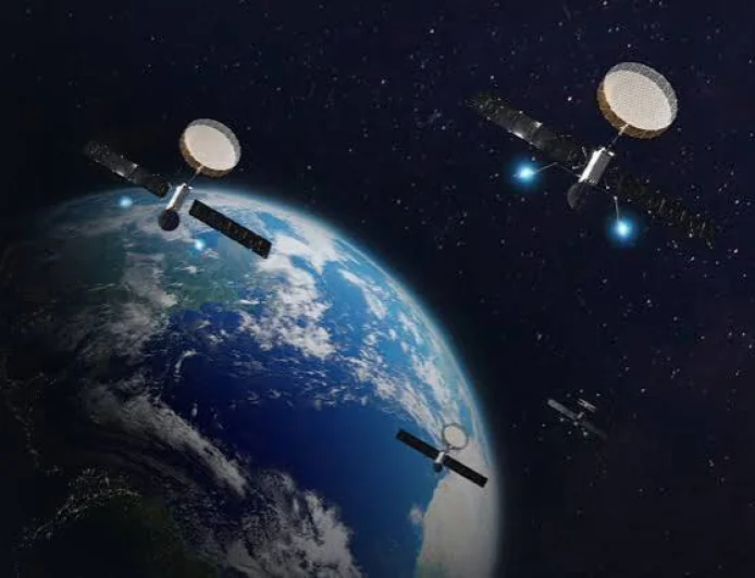 US Approves Satellite With Giant Mirror to Reflect Sunlight to Earth at Night