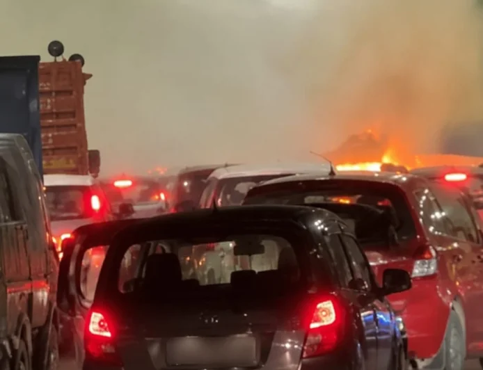 Fire Breaks Out Inside Gurugram-Dwarka Airport Tunnel, Traffic Disrupted; No Injuries Reported