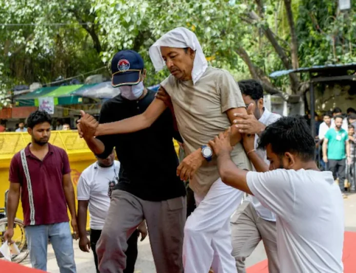 Delhi HC Petition Seeks Force-Feeding of Sonam Wangchuk, Warns Activist May Die in Two Days