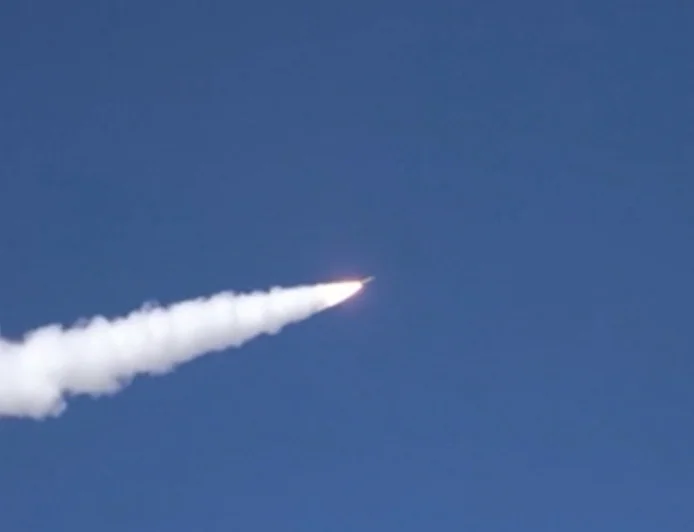 US Launches New Strikes on Iran After Rise in American Casualties