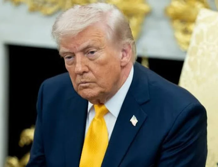 Trump Threatens Strikes on Iranian Bridges and Power Plants Over Hormuz Attacks