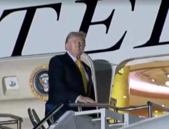Trump Returns to Air Force One After Intelligence Warning Linked to Iran