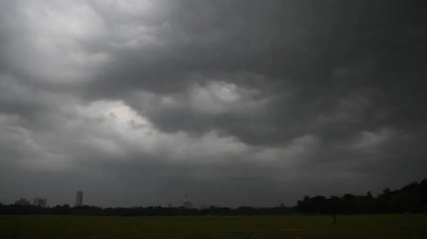 Heavy Rain Alert for South Bengal as Well-Marked Low-Pressure System Intensifies