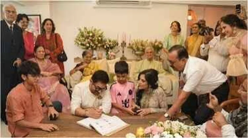 Aamir Khan’s Silver Anklet Steals the Show With His Traditional Dhoti Look