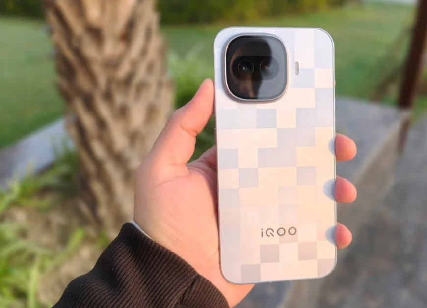 Flagship Dreams on Hold: iQOO 16 India Launch May Be Scrapped
