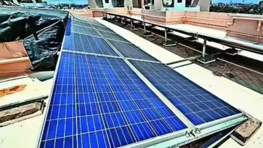 Surplus Solar Power Fed Into Grid During Day, Drawn Back at Night Under Net Metering System
