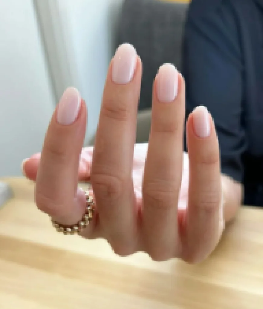 Are Bare Nails the New Luxury? Why Minimalist Manicures Are Taking Over Beauty in 2026