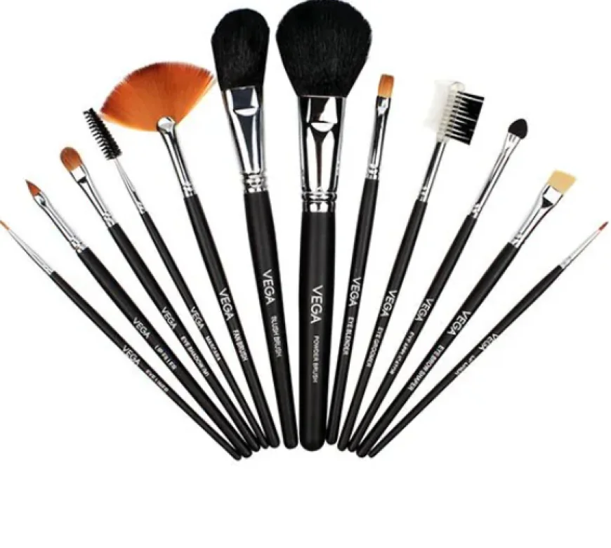 What's Really Living in Your Makeup Brushes? Why Experts Say Cleaning Them Matters