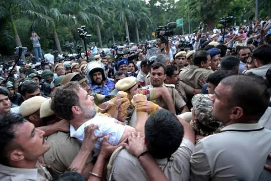 Opposition Leaders Detained During Sit-In Outside PM Residence Over Student Protest Crackdown
