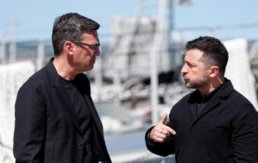  Zelenskyy Becomes First Foreign Leader to Visit the UK Since the New Prime Minister Took Office