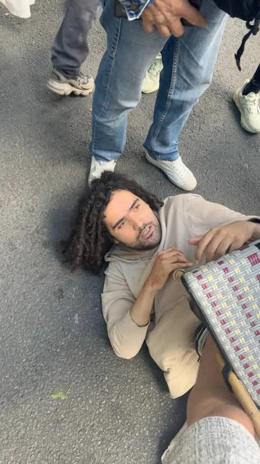 French Police Arrest Man After Knife Attacks on Three Women in Paris