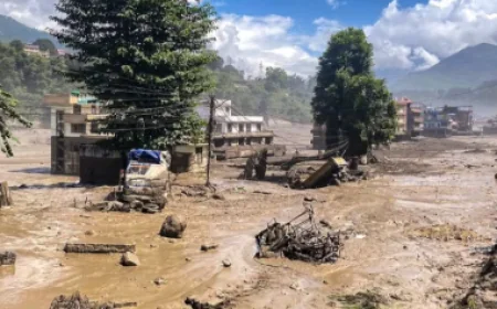 नेपाल की बाढ़ से भारत पर असर का खतरा, सीमावर्ती इलाकों में अलर्ट