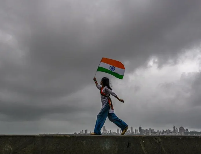 80वां स्वतंत्रता दिवस: दुनिया ने दी भारत को बधाई, ‘दिमागी नक्सल’ बयान पर विपक्ष का PM मोदी पर हमला