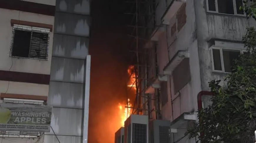 Kolkata Hotel Fire: होटल में आग से 9 की मौत, सभी बांग्लादेशी नागरिक; AC ब्लास्ट का शक