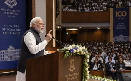  13 साल बाद उसी मंच पर पीएम मोदी, SRCC की दो तस्वीरों ने छेड़ी यादों की चर्चा