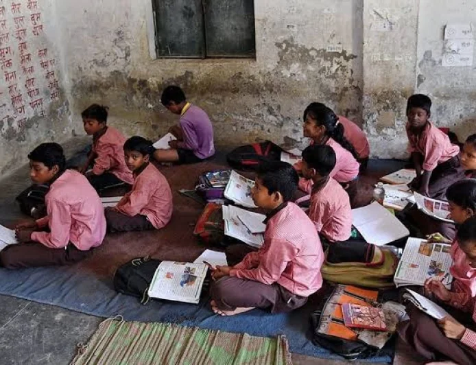झारखंड में शिक्षा विभाग का बड़ा एक्शन, 14 जिलों के DEO-DSE से स्पष्टीकरण तलब