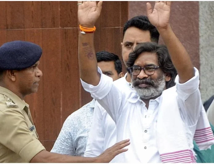हेमंत सोरेन की याचिका पर HC का बड़ा कदम, ED से मांगा जवाब, 28 अक्टूबर को सुनवाई