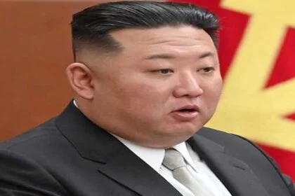 NKorean leader Kim Jong Un meets with Russian Culture Minister in Pyongyang
