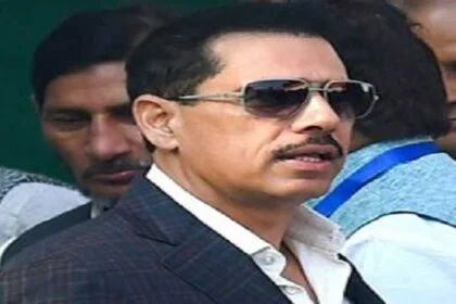 Rahul condemns ED action against Robert Vadra, calls it